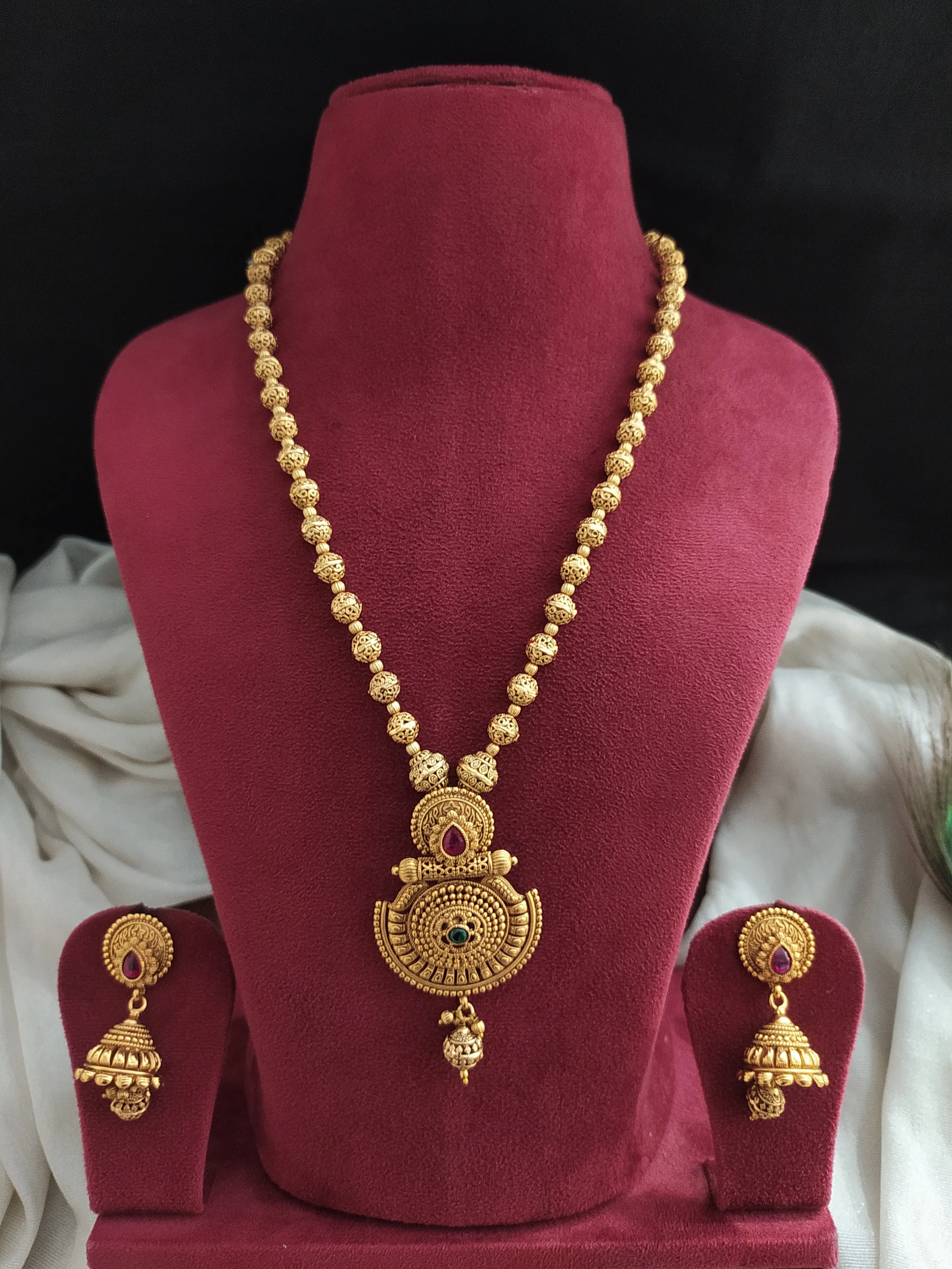 Antique Ball-Style Mala Set with Pendant