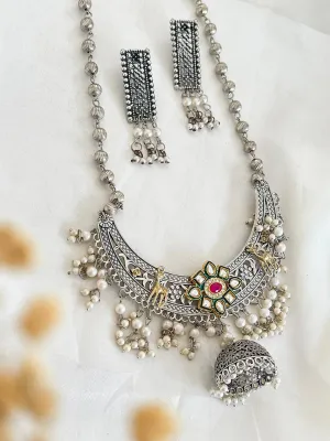 Dual Tone Engraving Kundan Stone Studded Hasli Set