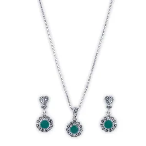 Emerald Blooms Silver Pendant Set