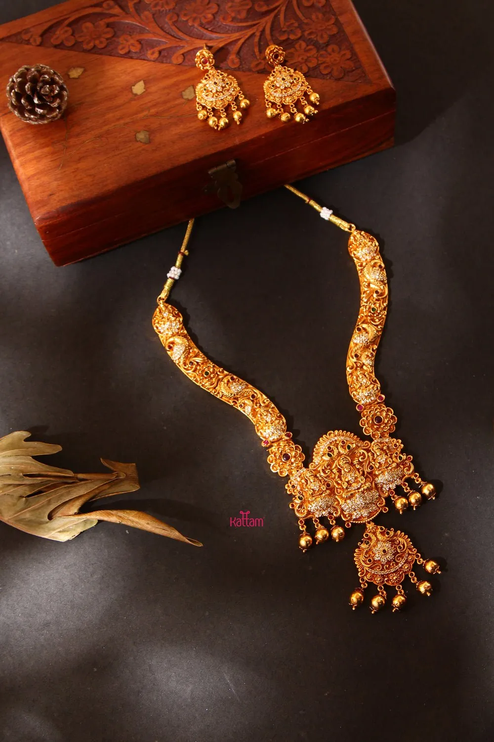 Gold Plated Intricate Stone Work Nagas Necklace Set