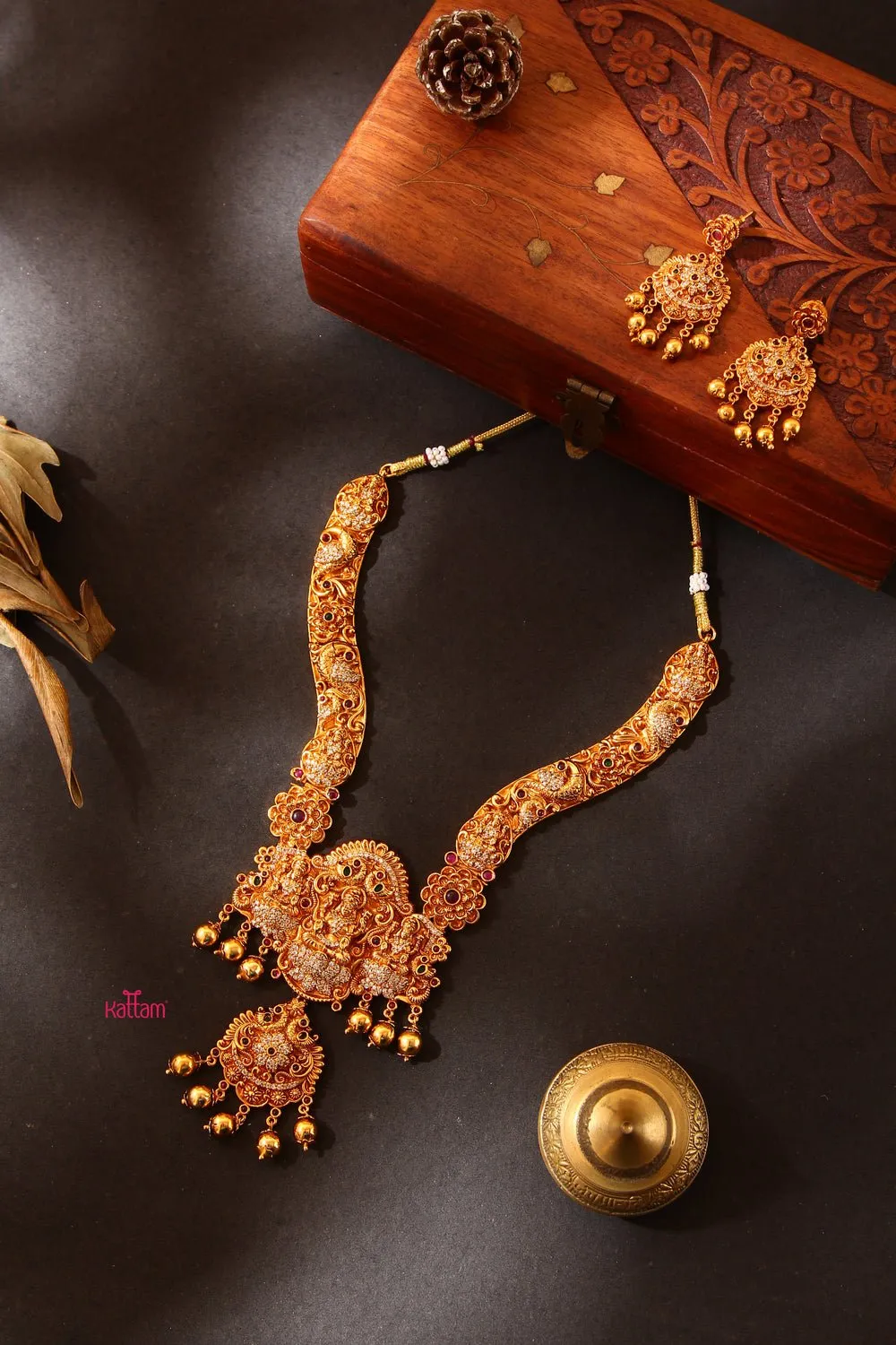 Gold Plated Intricate Stone Work Nagas Necklace Set