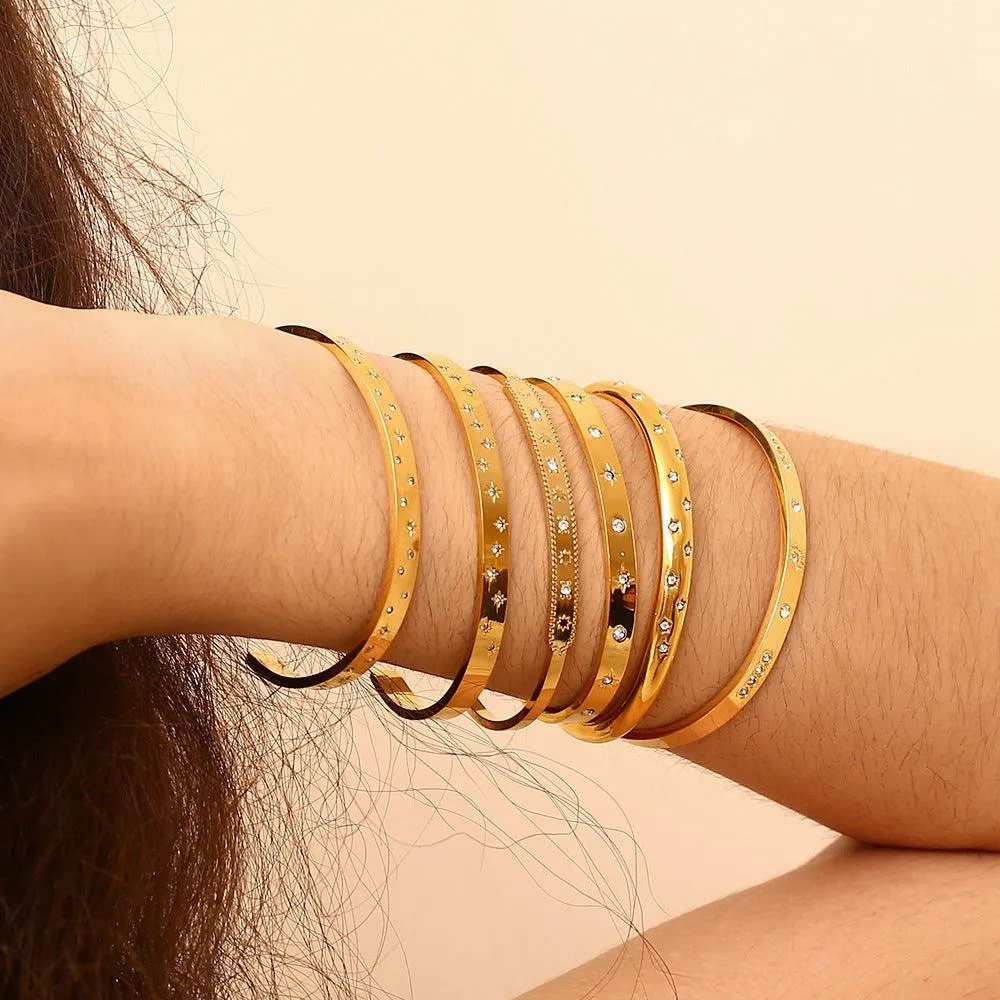 Gold-Plated Star Bracelet – Trendy Rhinestone Cuff for Women