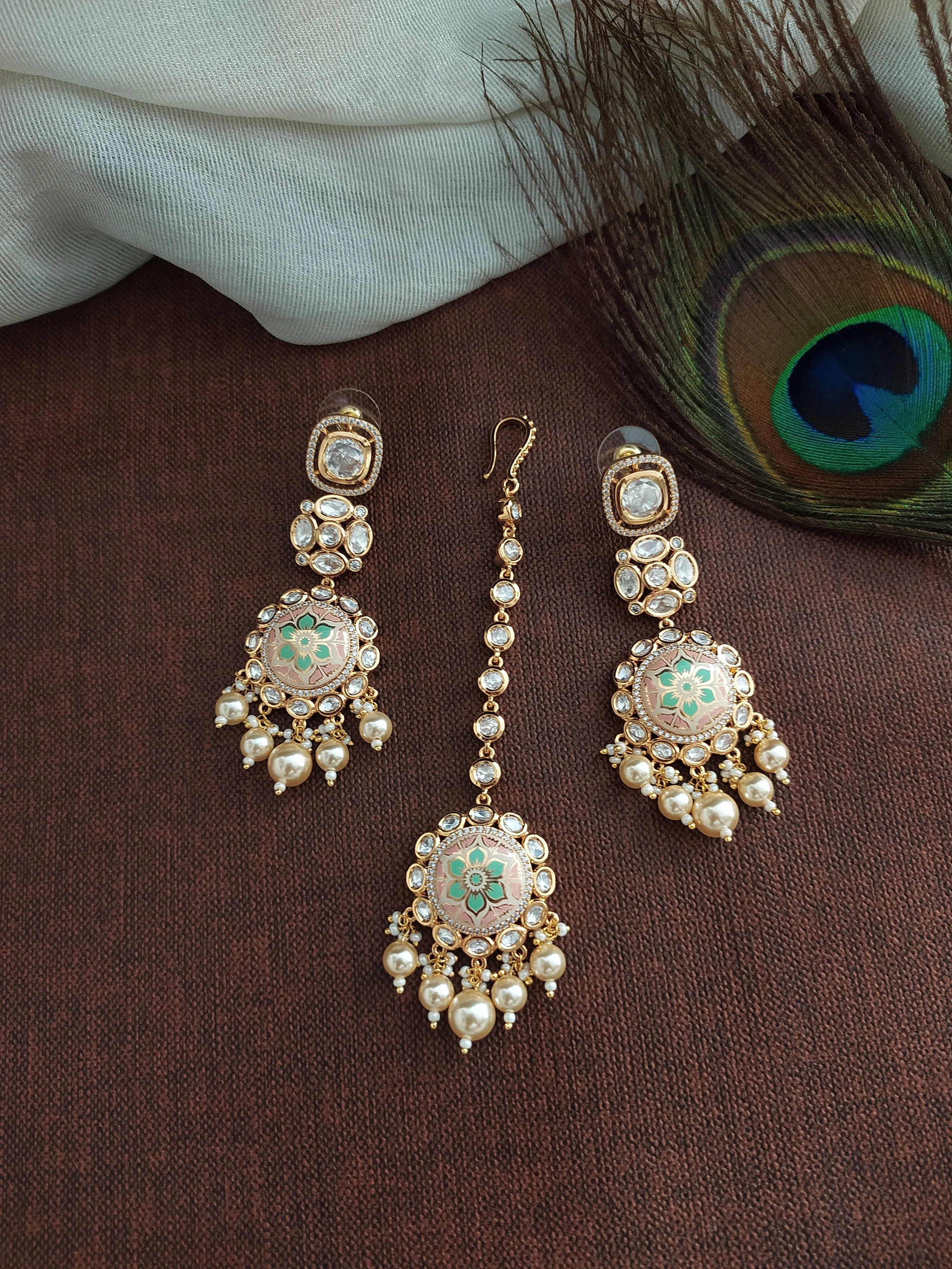 Kundan Bridal Choker Set with Pastel Mint and Baby Pink Meenakari Detailing